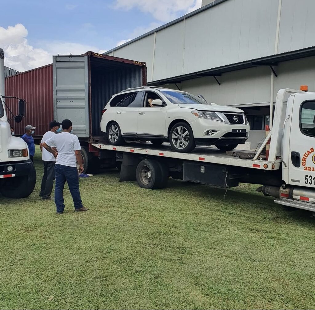 Envío de autos RO-RO